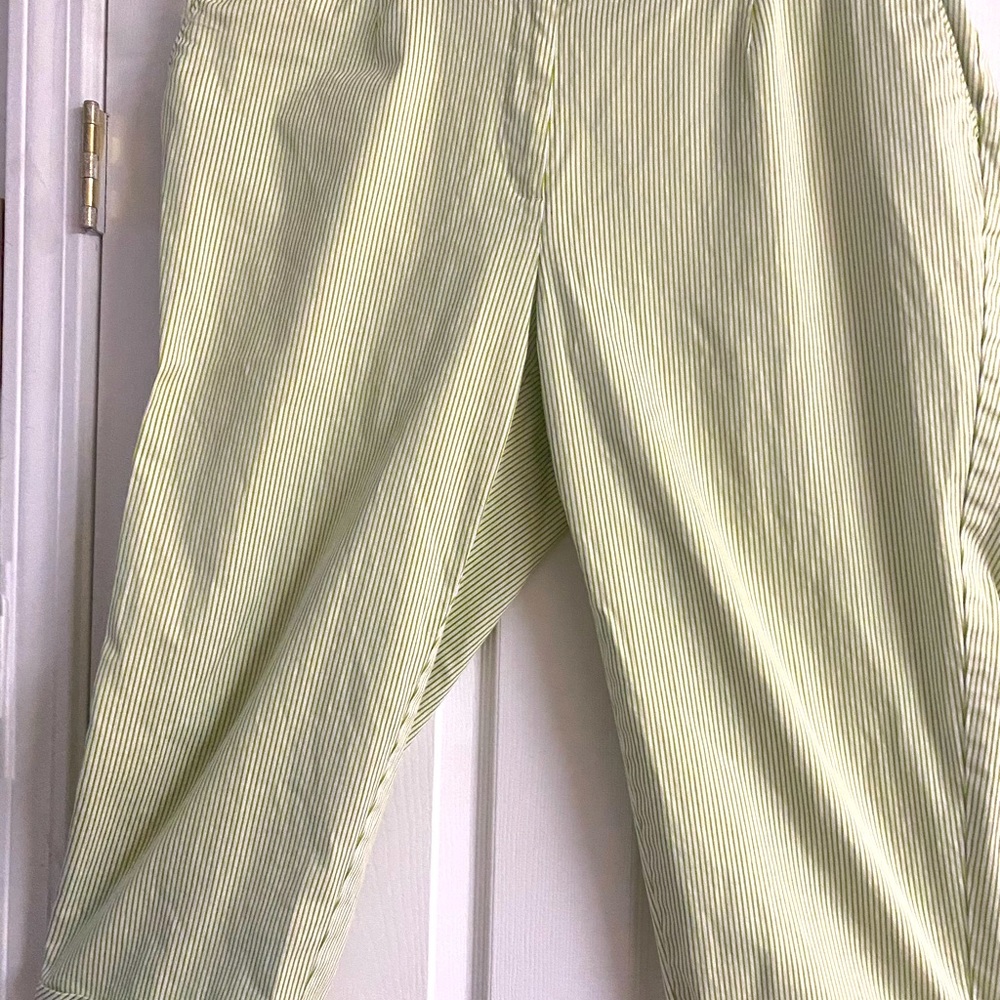 Talbots woman 20W zipper, button on front and into the front